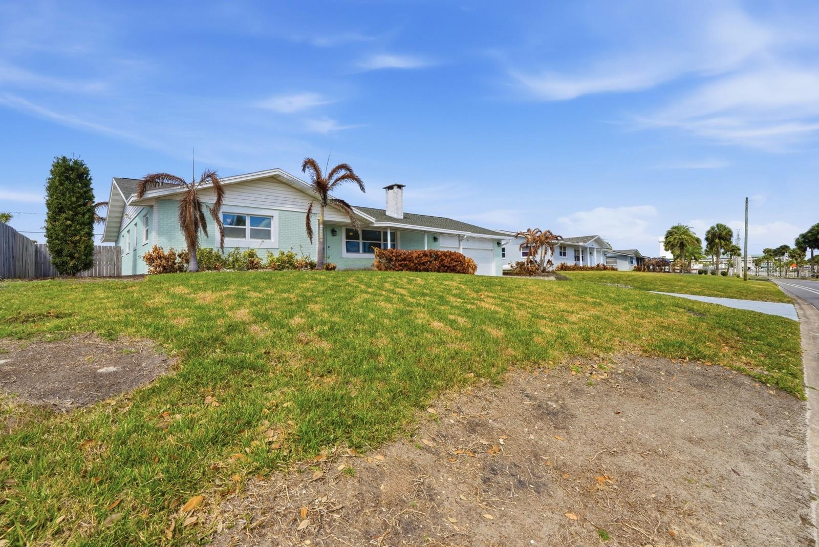 Image 72 of 73 For 341 Plaza Boulevard