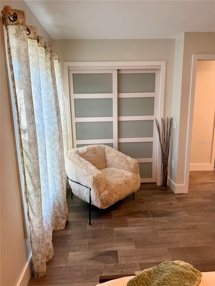 Image 25 of 57 For 2046 Dalton Avenue