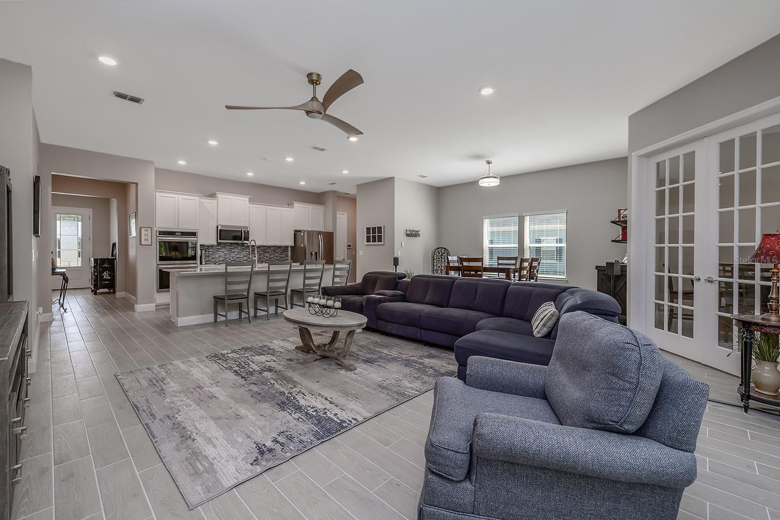 Image 11 of 30 For 4194 Acoma Drive