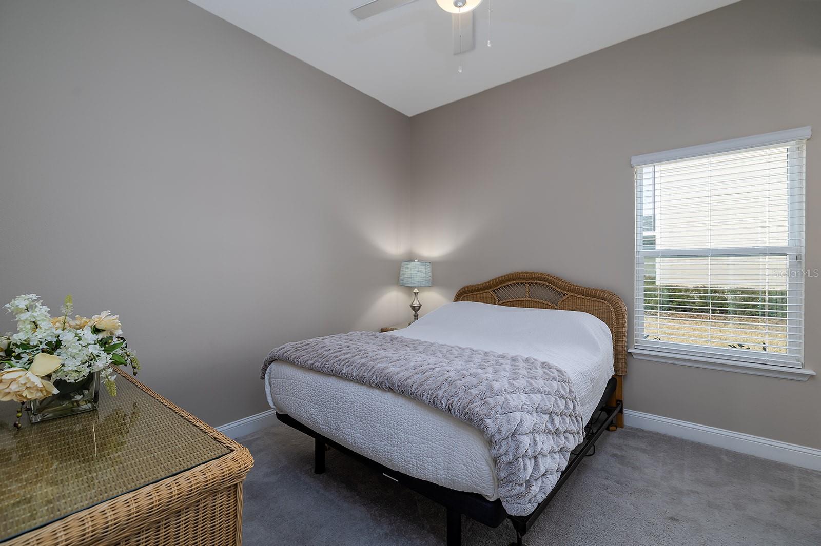 Image 20 of 30 For 4194 Acoma Drive