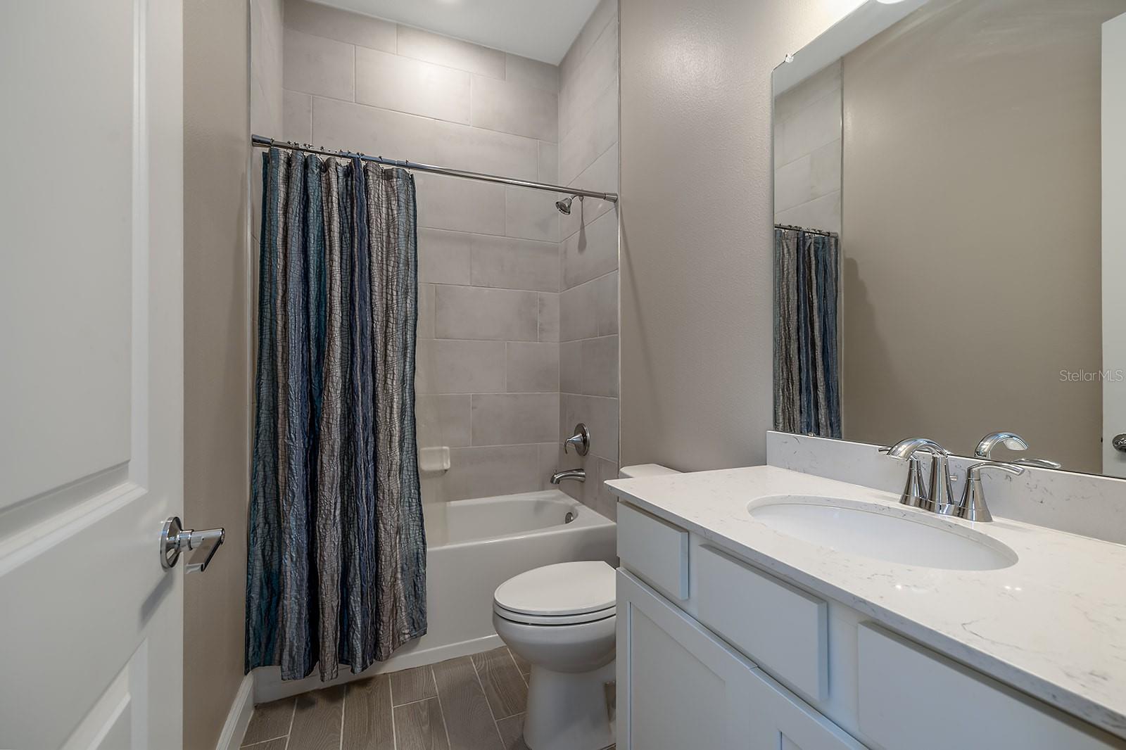 Image 21 of 30 For 4194 Acoma Drive