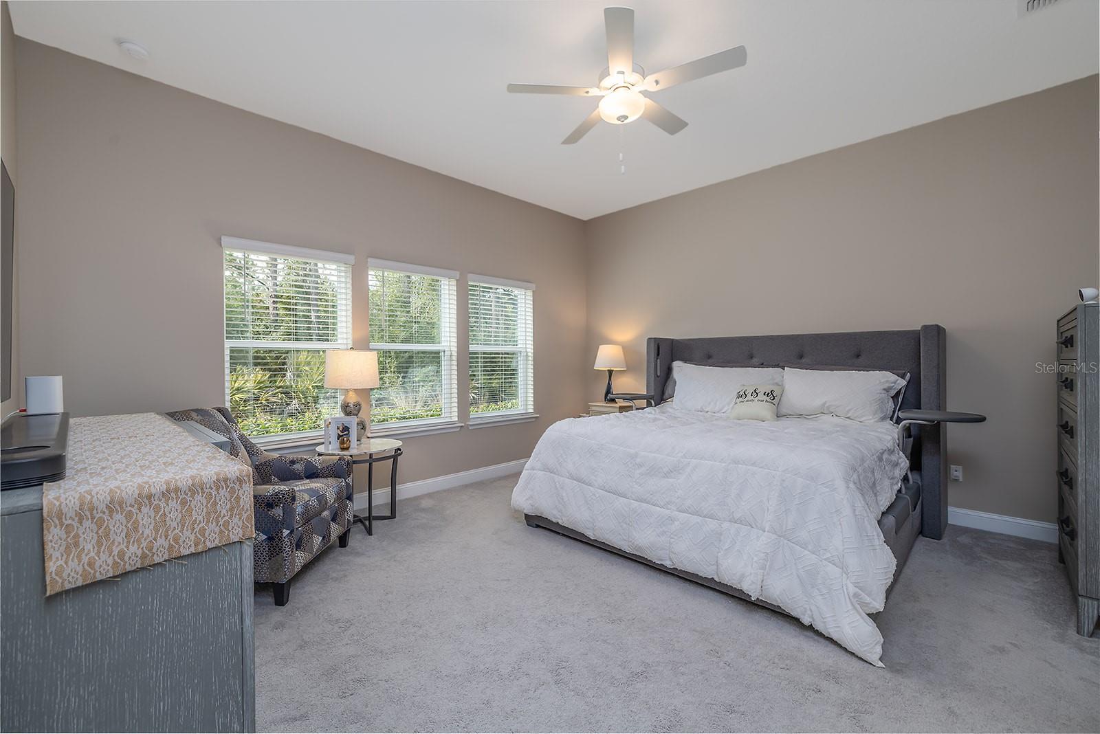 Image 4 of 30 For 4194 Acoma Drive