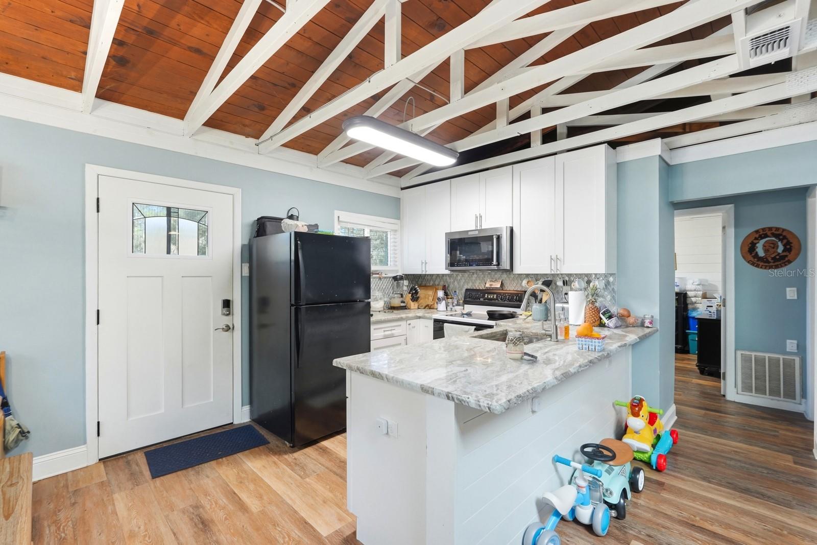 Image 92 of 100 For 6595 Collier Road