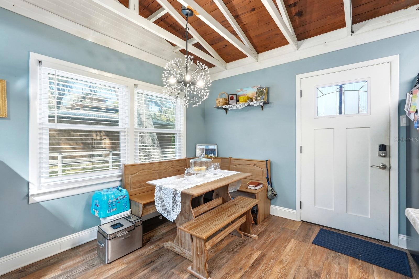 Image 94 of 100 For 6595 Collier Road