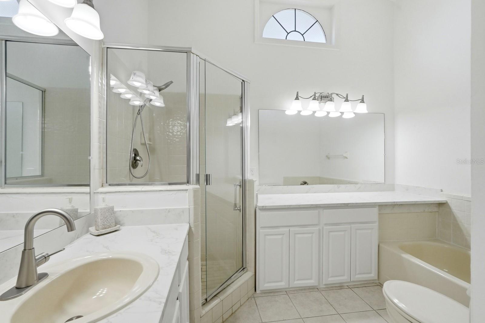 Image 26 of 66 For 714 Fox Tail Court