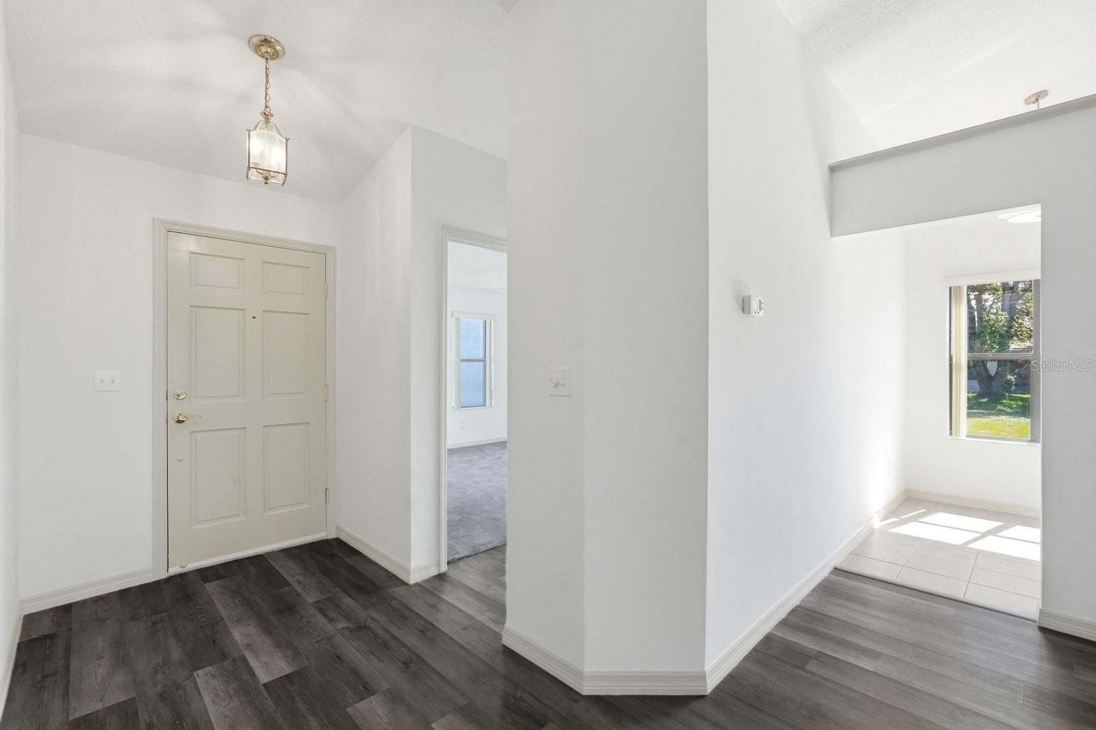 Image 7 of 66 For 714 Fox Tail Court