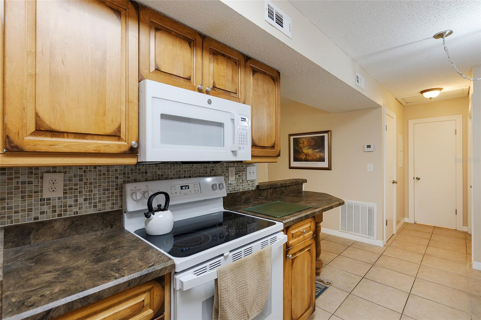 Image 12 of 30 For 1600 Big Tree Road U7