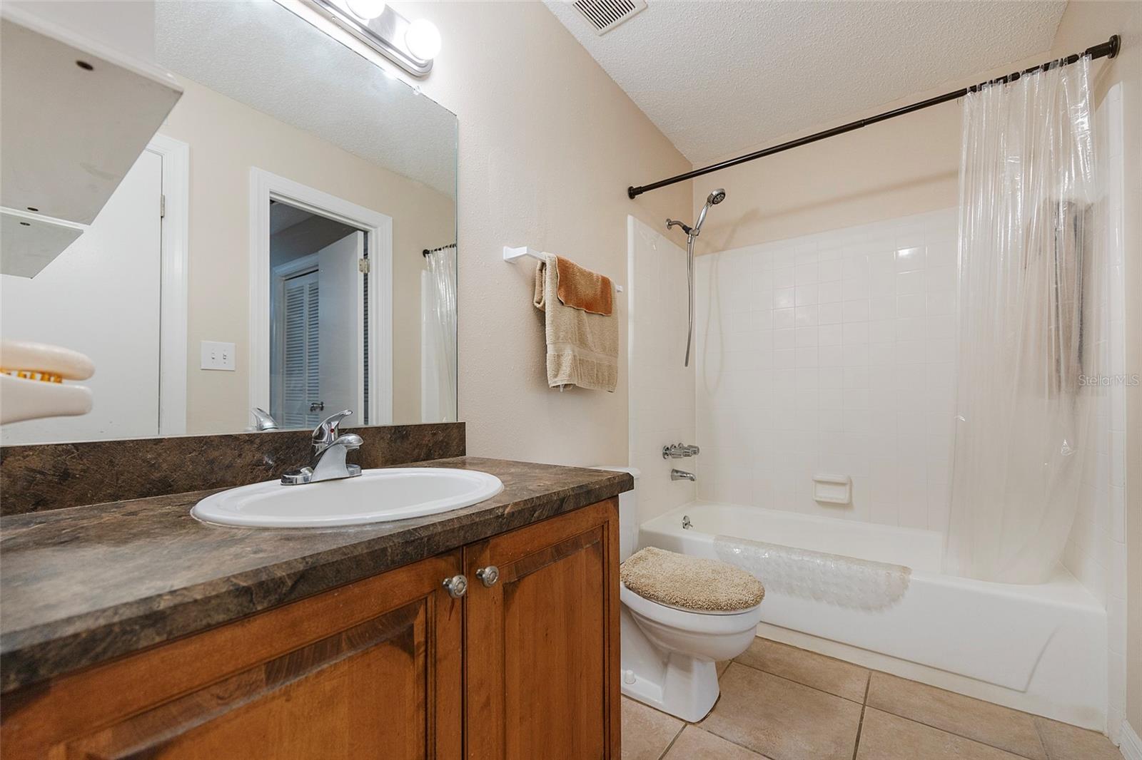 Image 18 of 30 For 1600 Big Tree Road U7