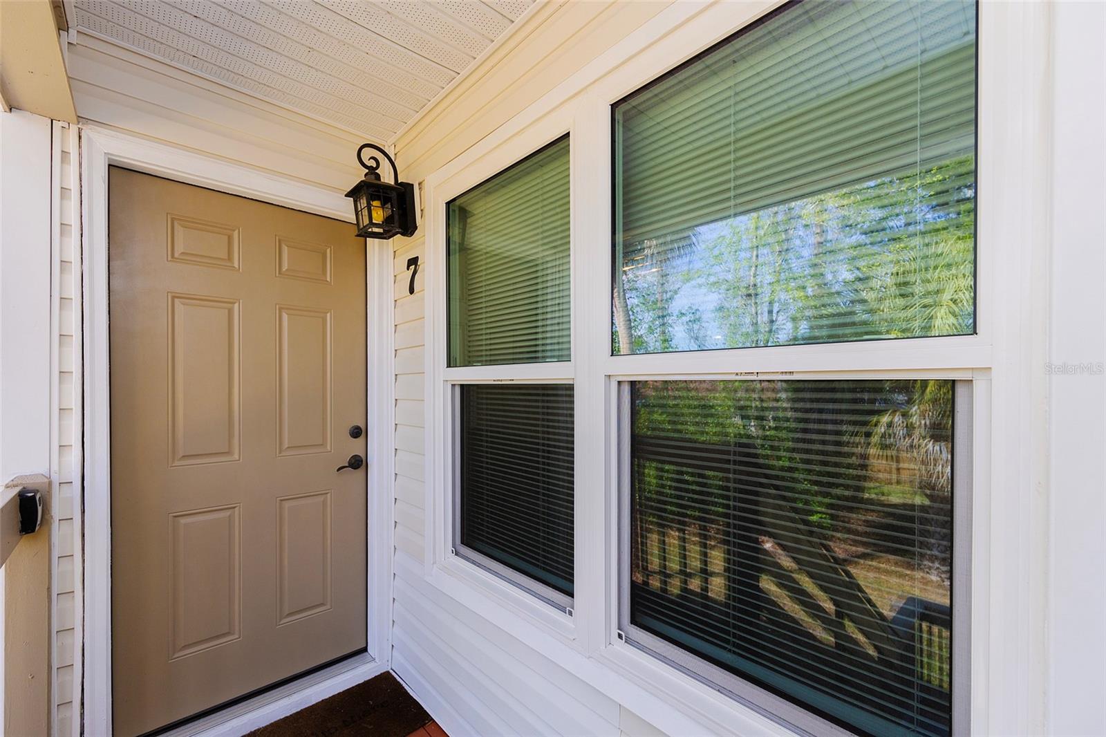 Image 2 of 30 For 1600 Big Tree Road U7