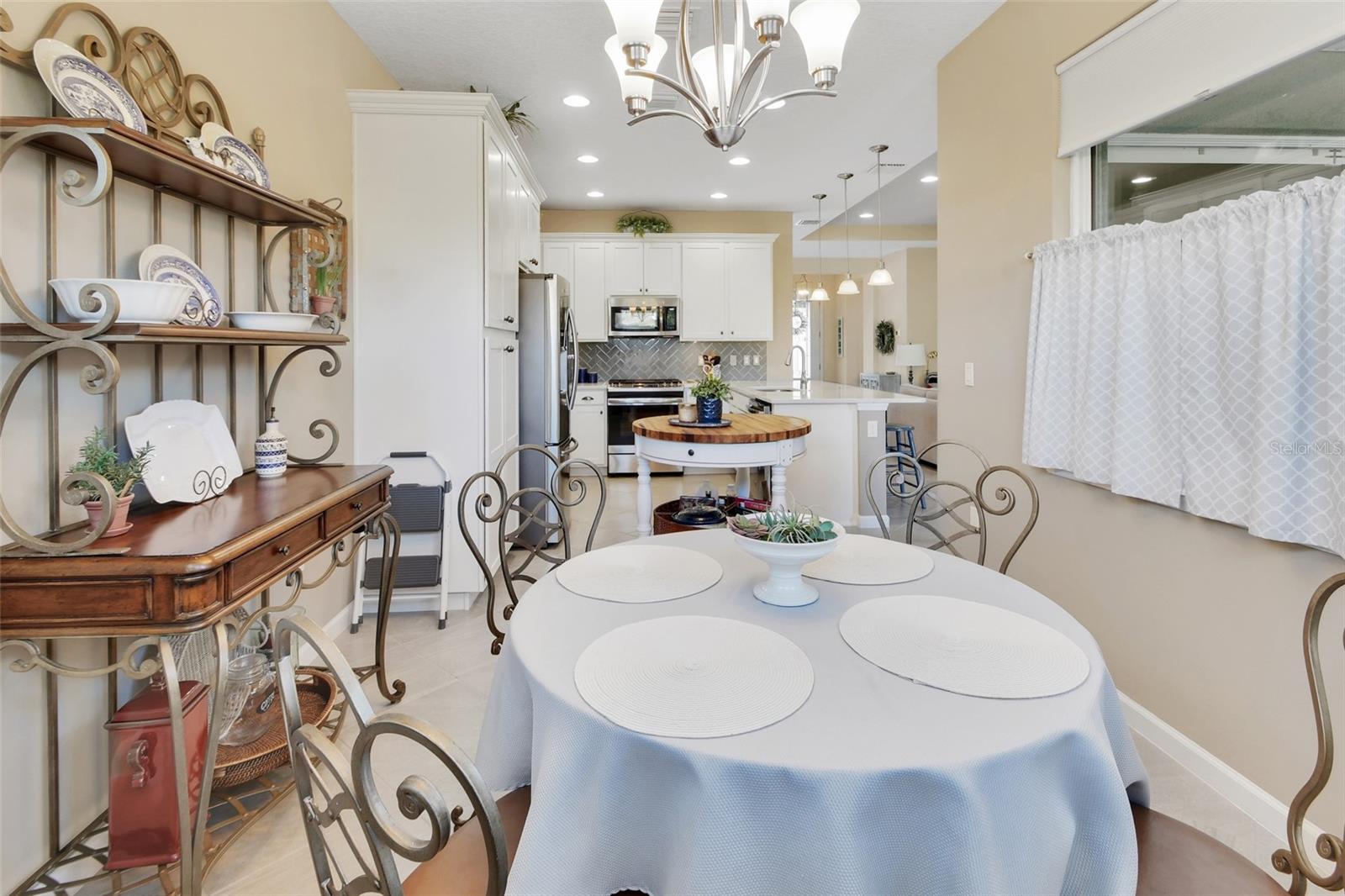 Image 12 of 55 For 254 Old Moss Circle