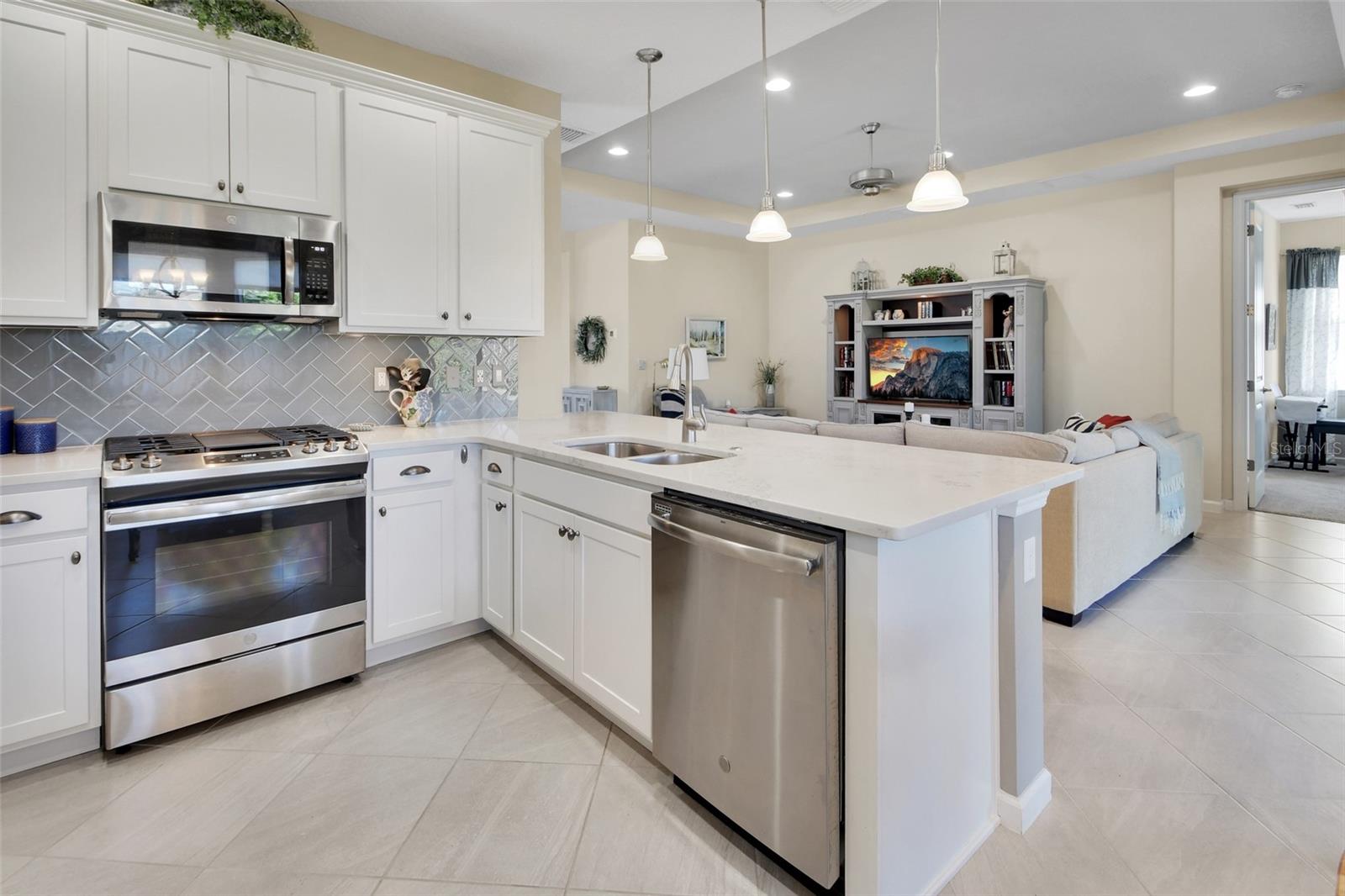 Image 9 of 55 For 254 Old Moss Circle