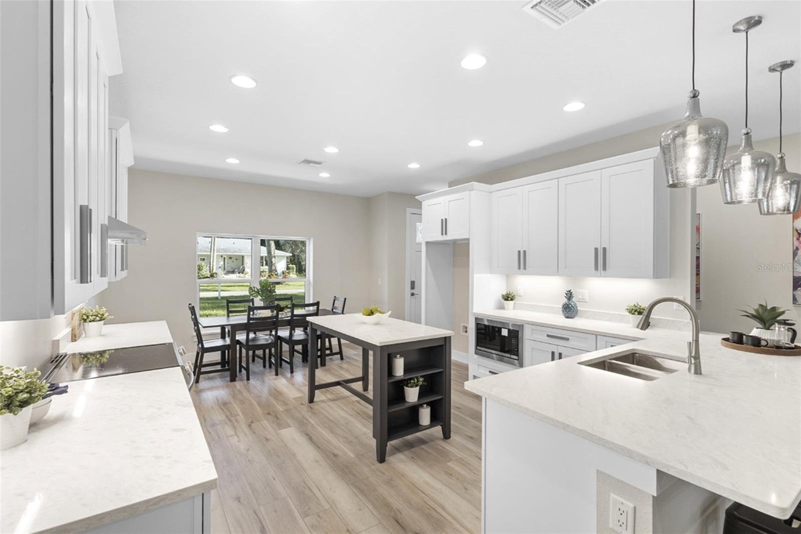 Image 10 of 33 For 349 Baker Avenue