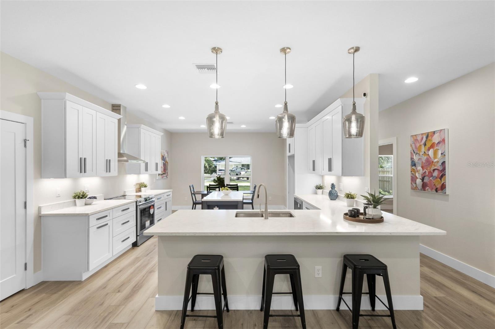 Image 11 of 33 For 349 Baker Avenue