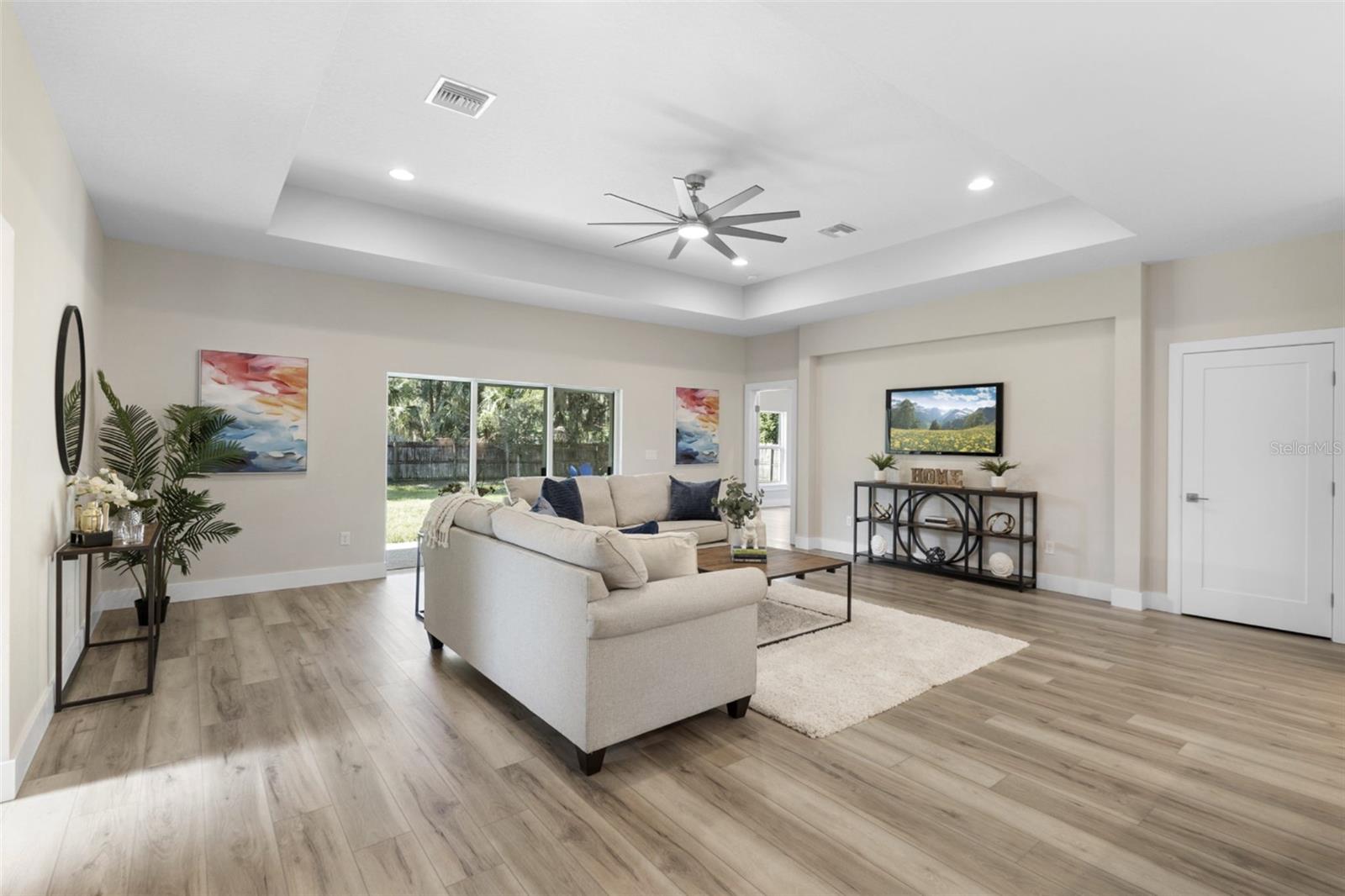 Image 15 of 33 For 349 Baker Avenue