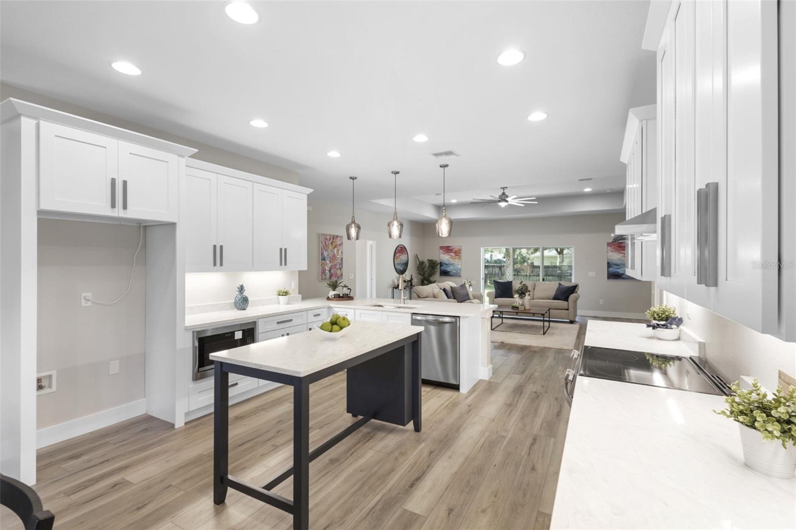 Image 9 of 33 For 349 Baker Avenue