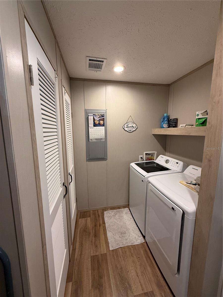 Image 16 of 35 For 8325 Fairgrove Terrace