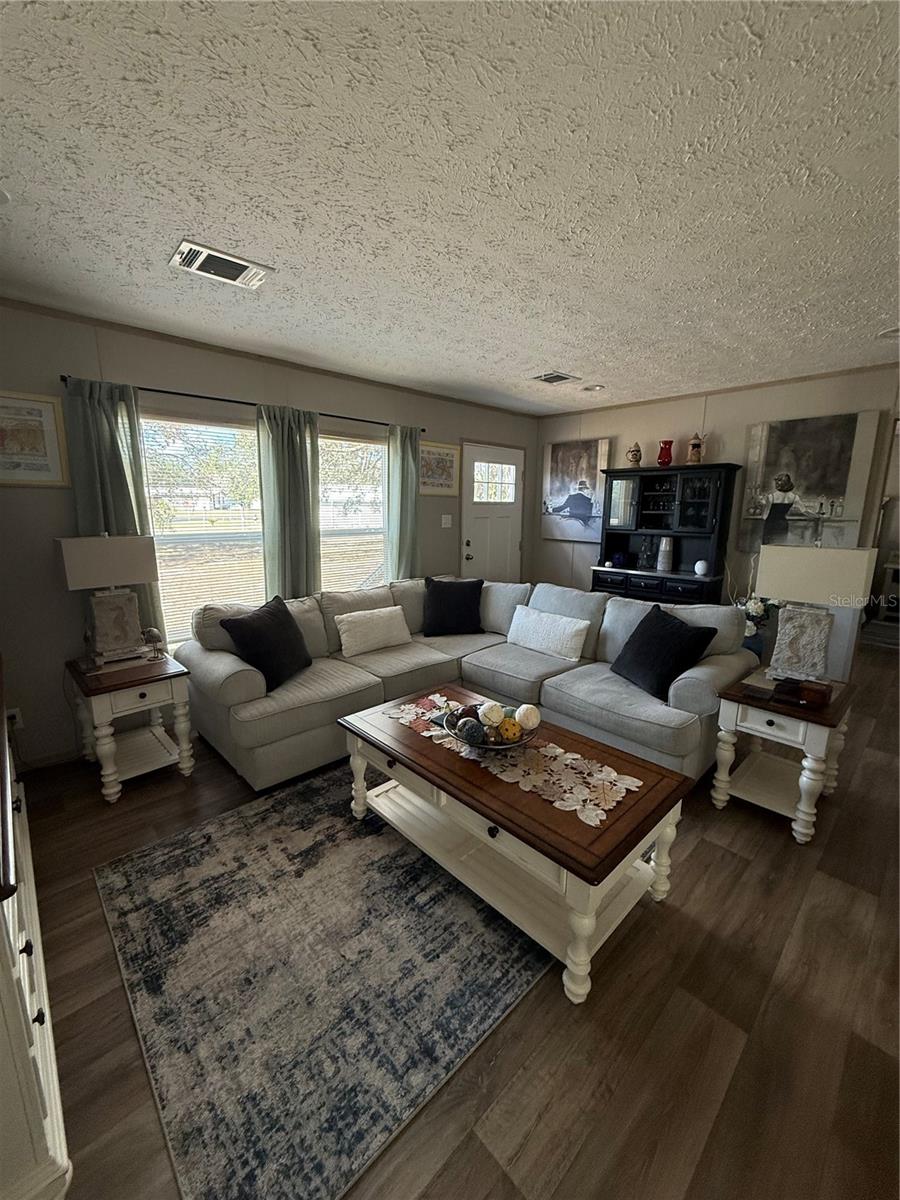 Image 19 of 35 For 8325 Fairgrove Terrace