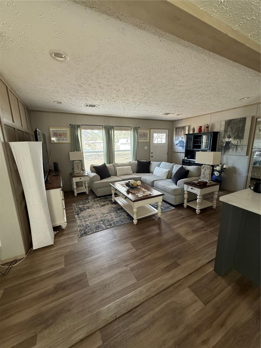 Image 20 of 35 For 8325 Fairgrove Terrace