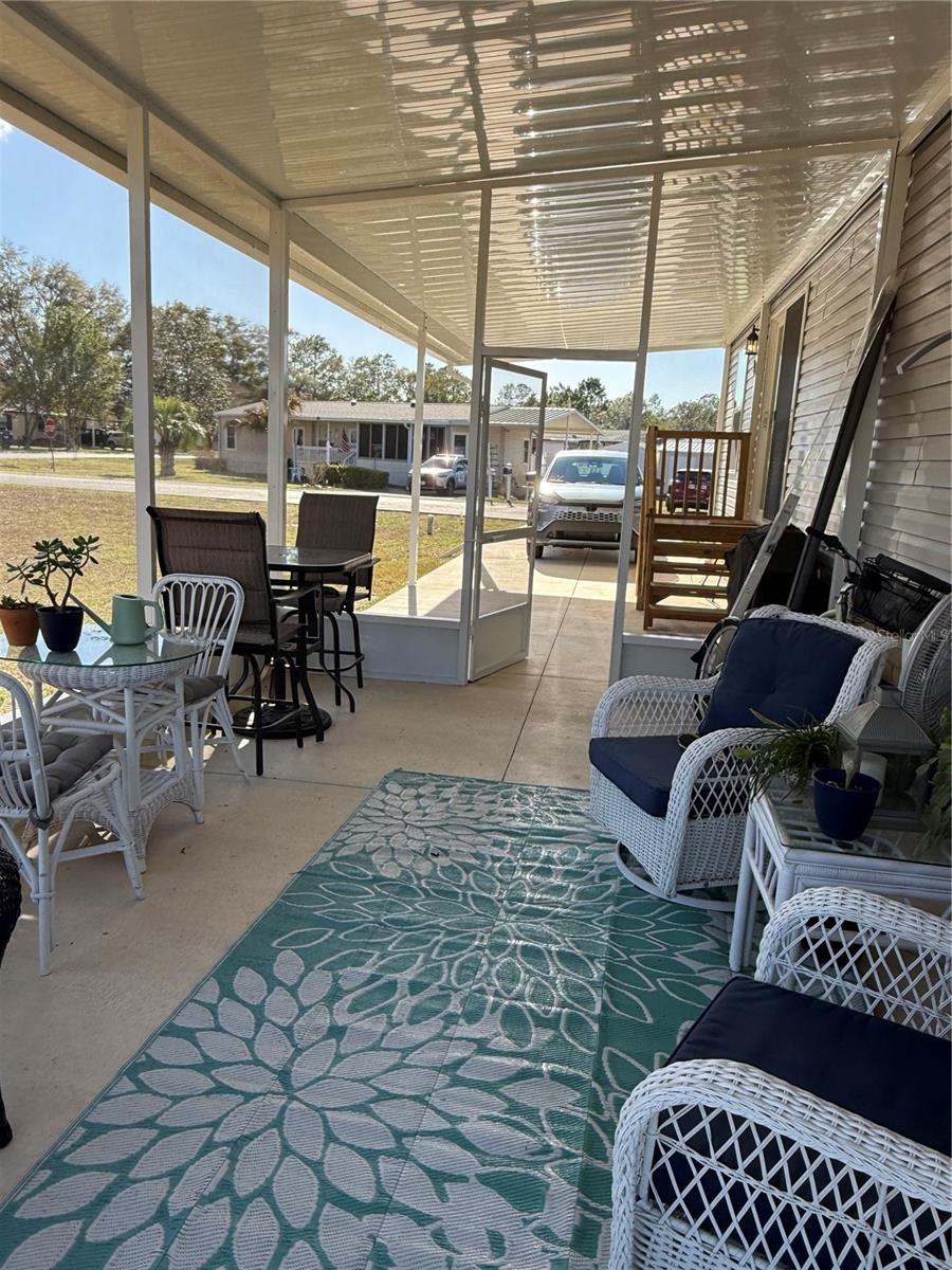 Image 9 of 35 For 8325 Fairgrove Terrace