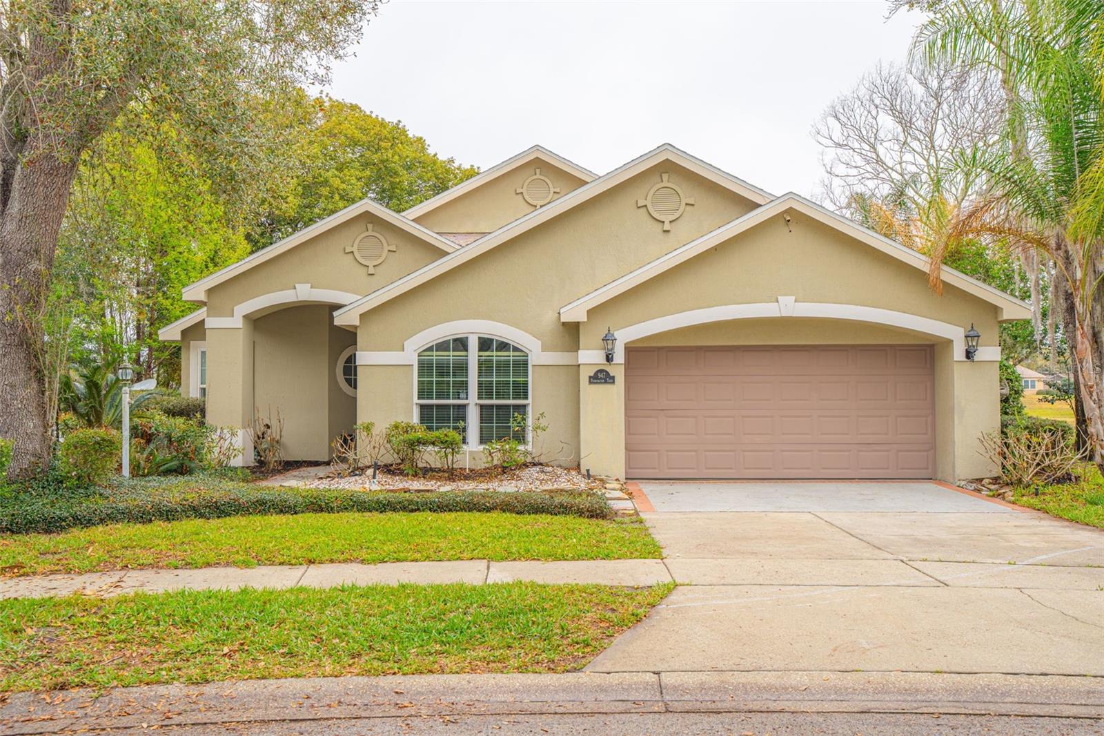 Image 3 of 48 For 947 Paddington Terrace