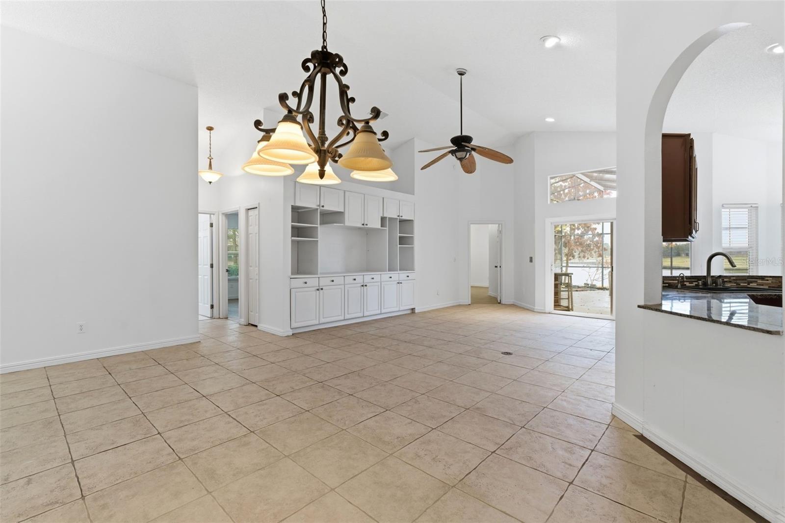 Image 9 of 48 For 947 Paddington Terrace