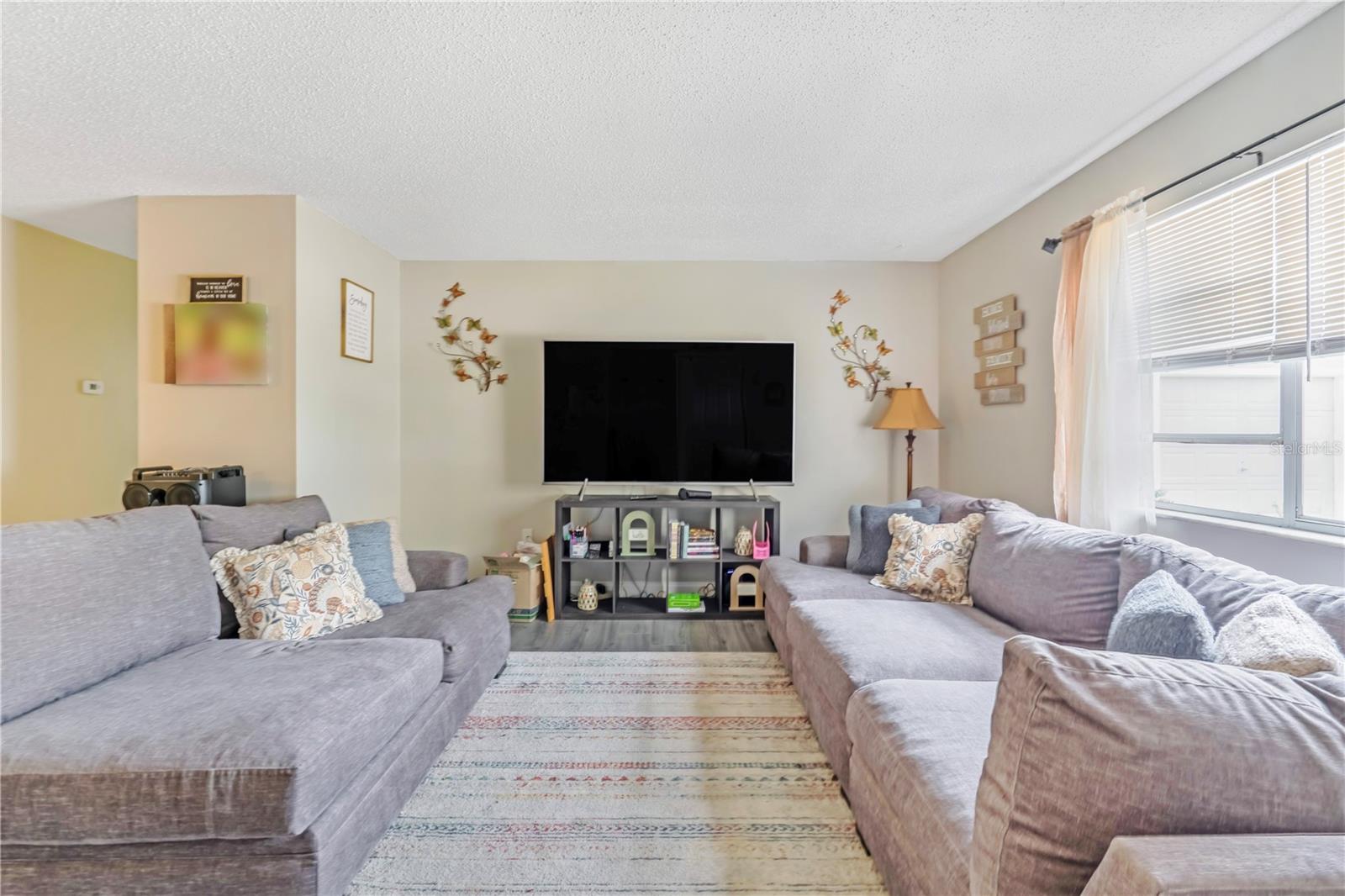 Image 10 of 36 For 951 & 953 Beau Court