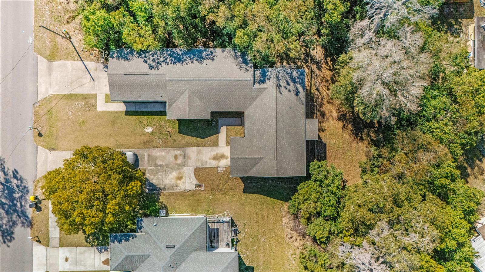 Image 34 of 36 For 951 & 953 Beau Court