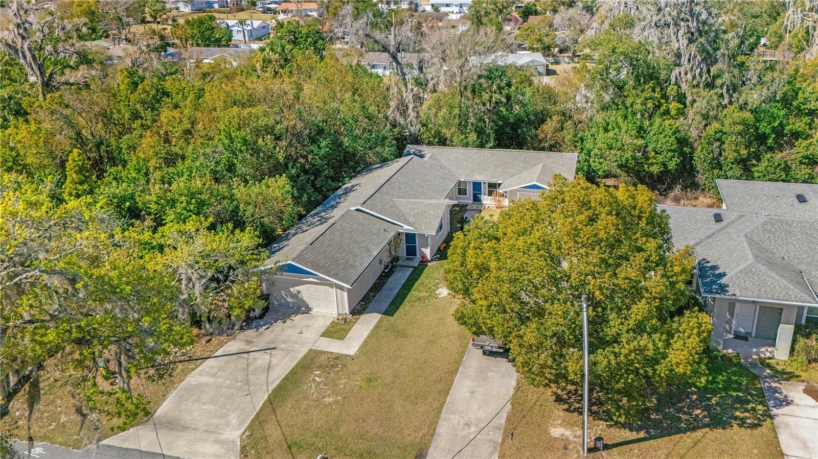 Image 35 of 36 For 951 & 953 Beau Court