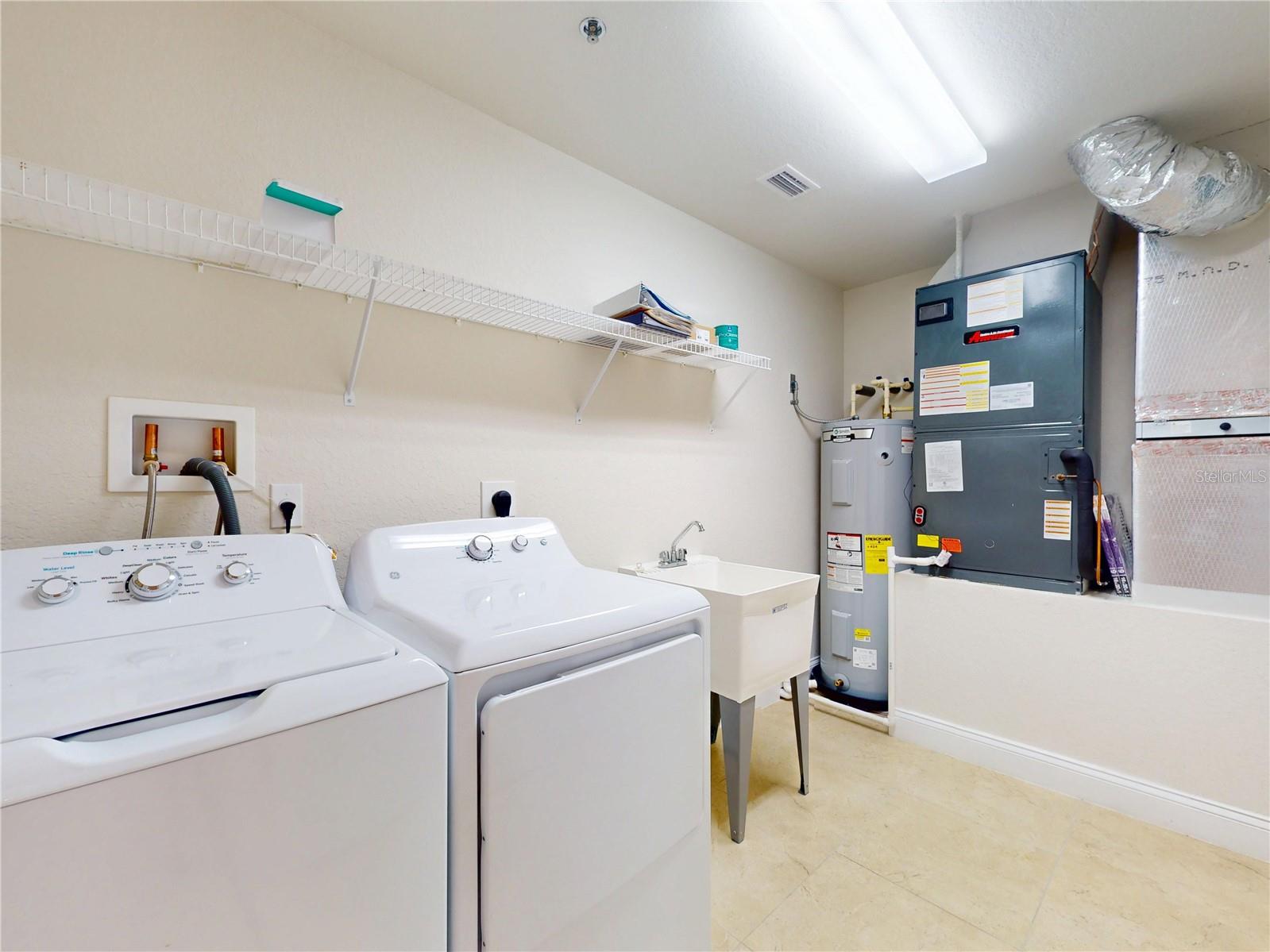 Image 12 of 84 For 3 Riverwalk Drive 404