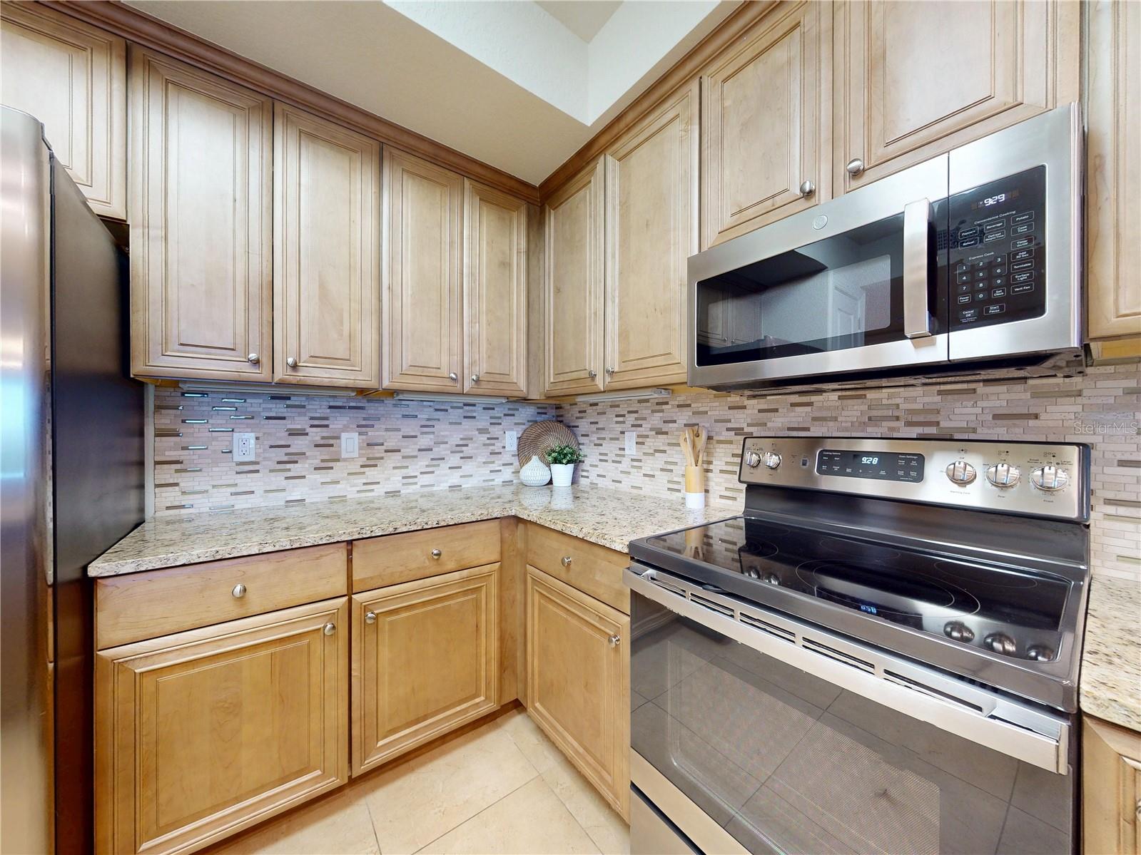 Image 14 of 84 For 3 Riverwalk Drive 404