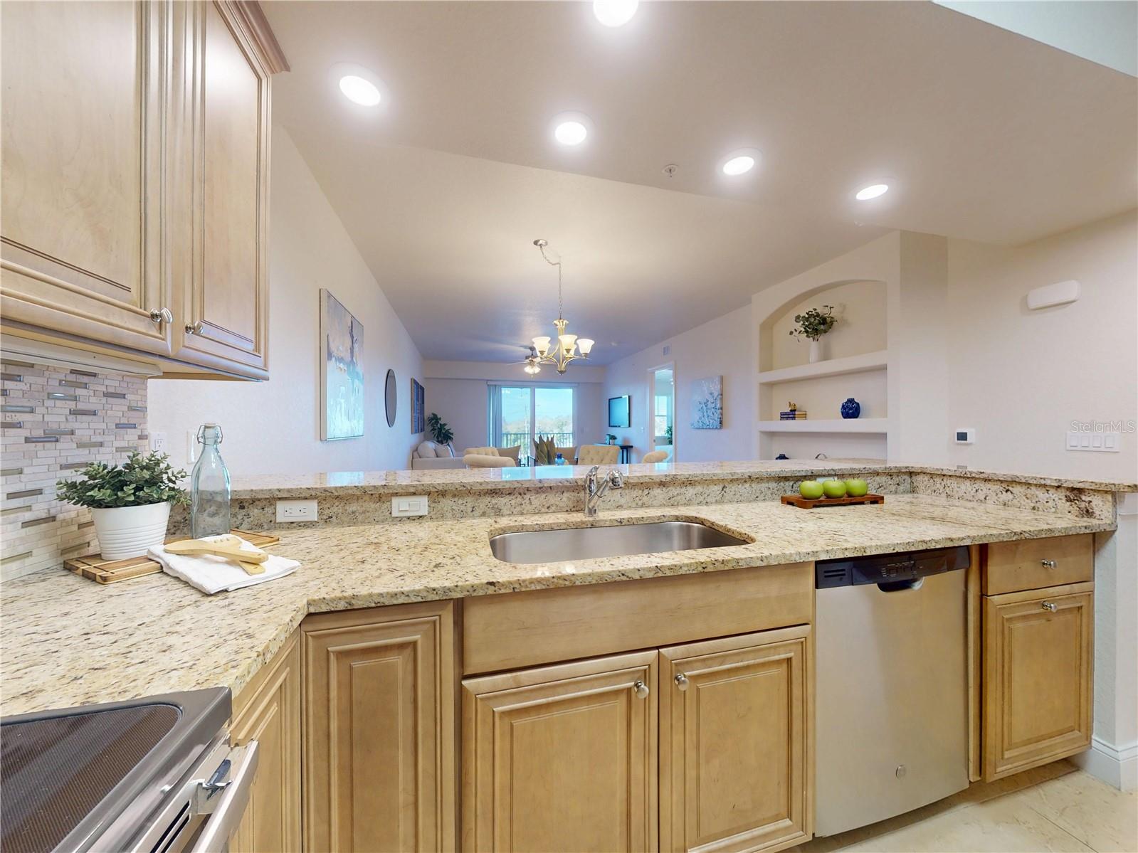 Image 15 of 84 For 3 Riverwalk Drive 404