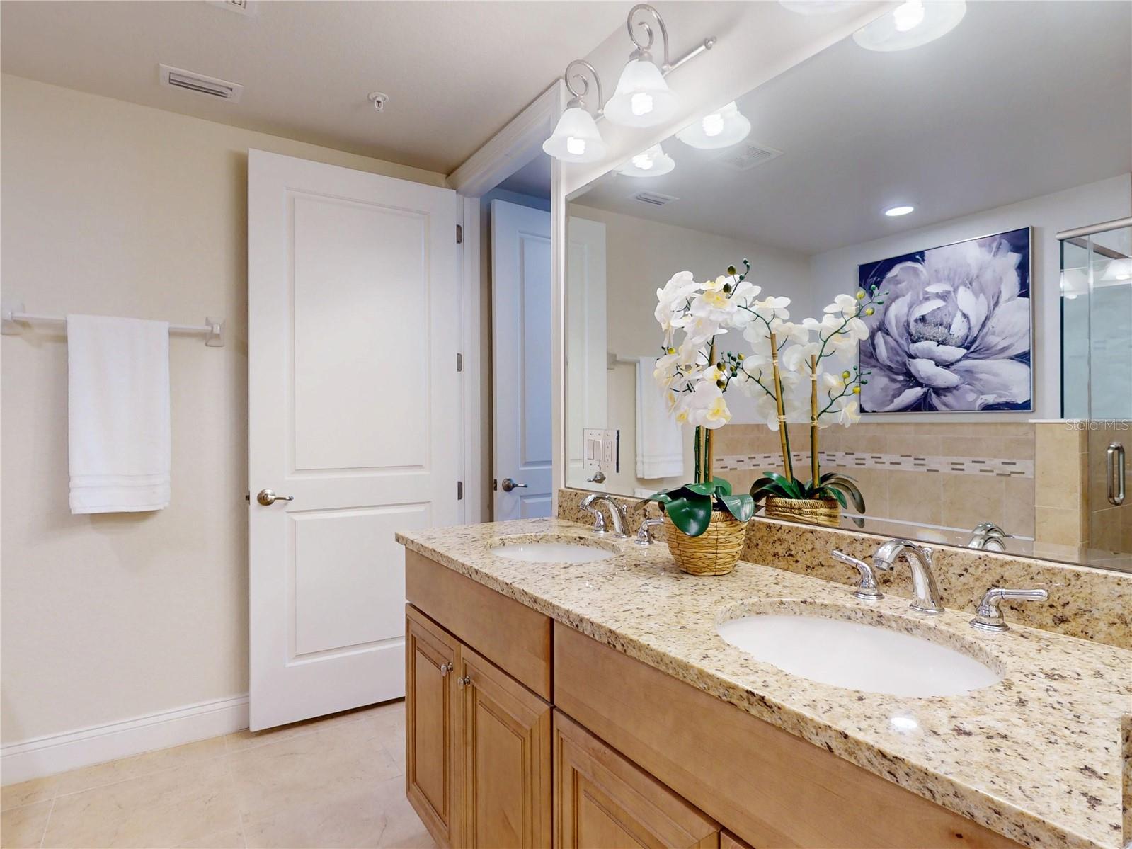 Image 38 of 84 For 3 Riverwalk Drive 404