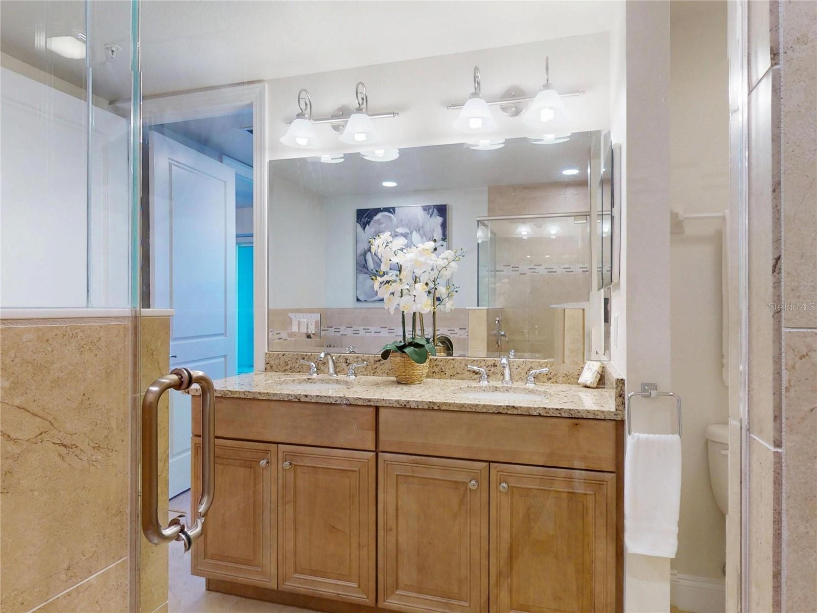 Image 39 of 84 For 3 Riverwalk Drive 404