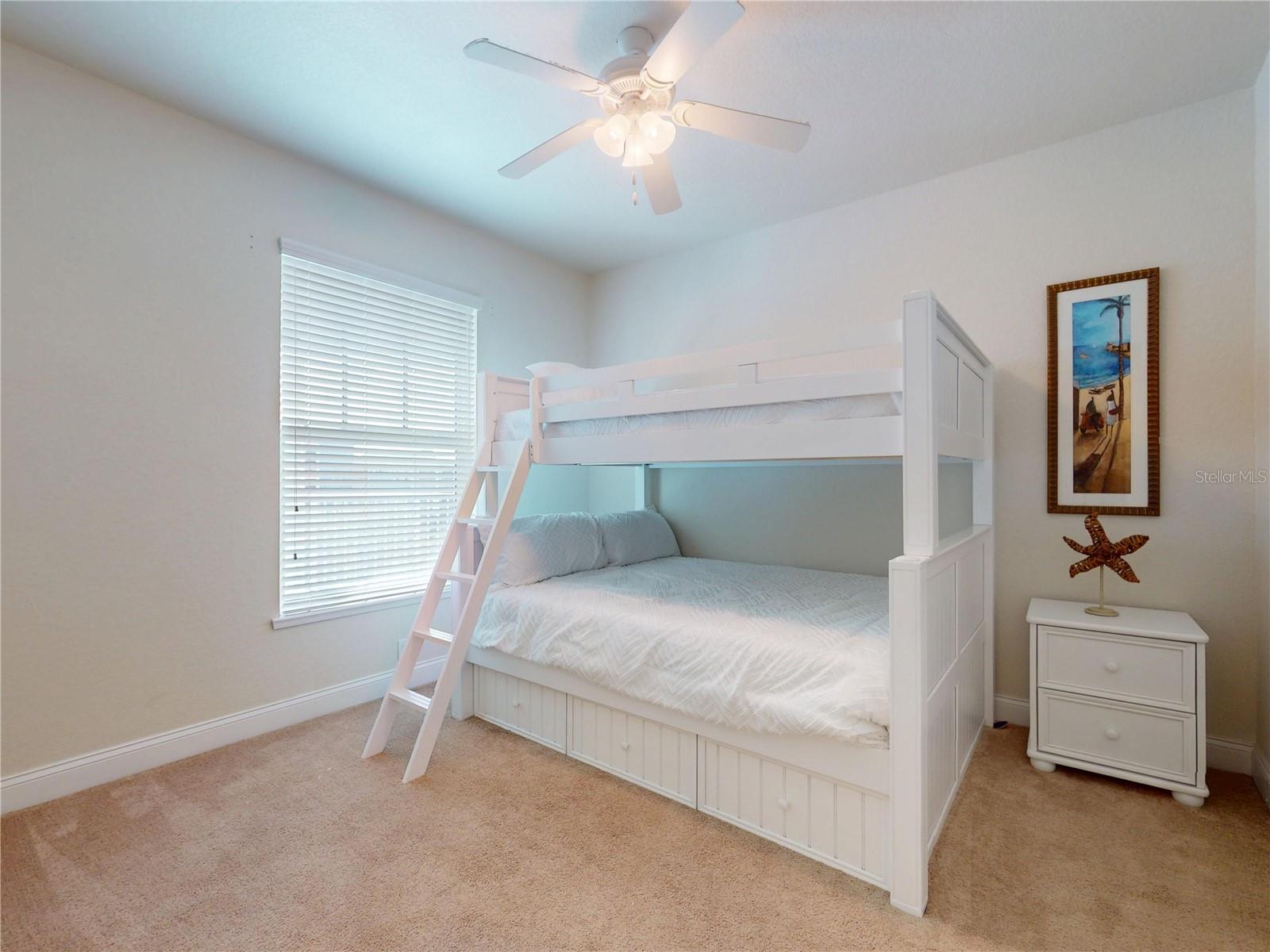 Image 6 of 84 For 3 Riverwalk Drive 404