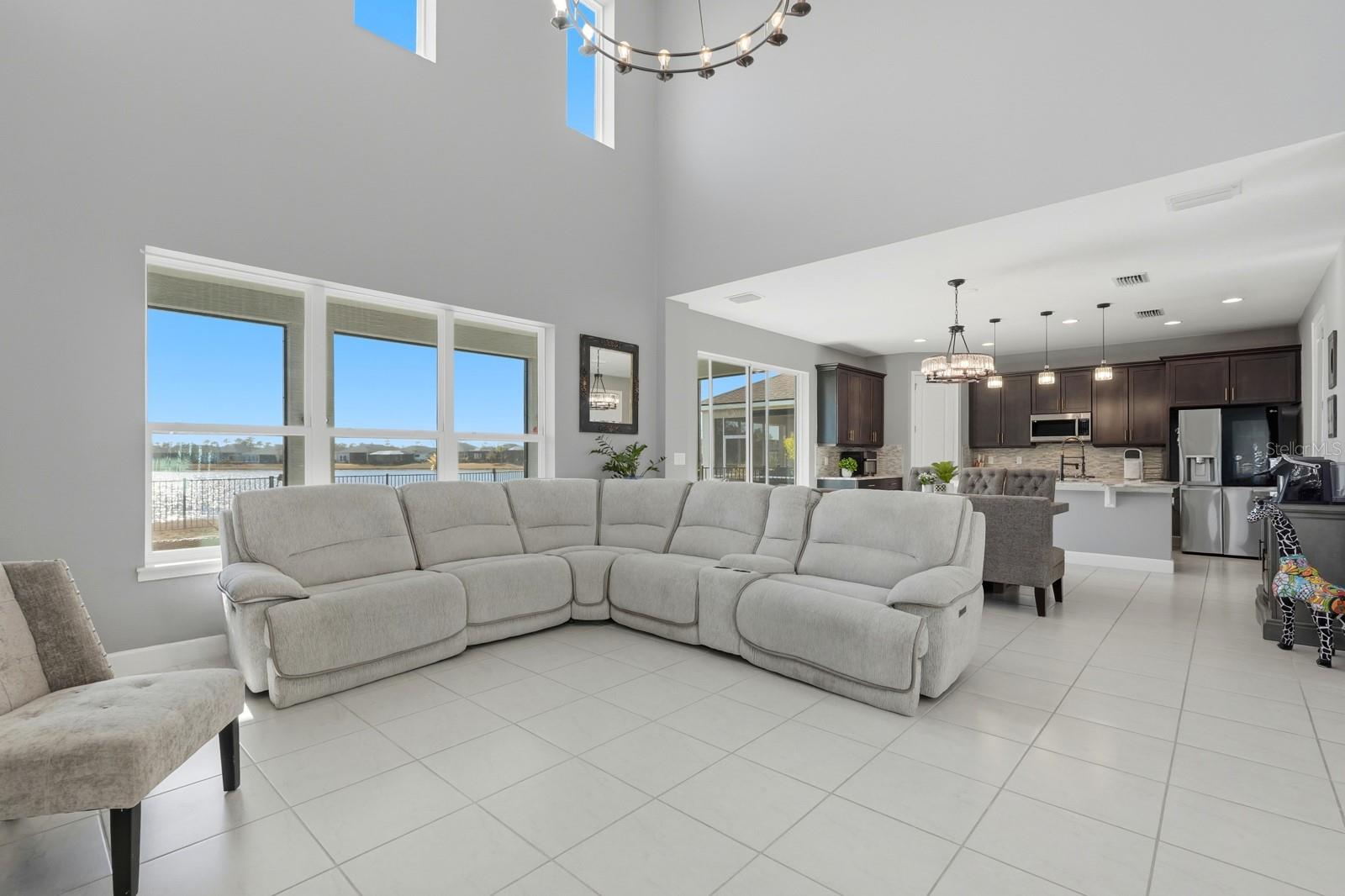 Image 11 of 54 For 137 Azure Mist Way