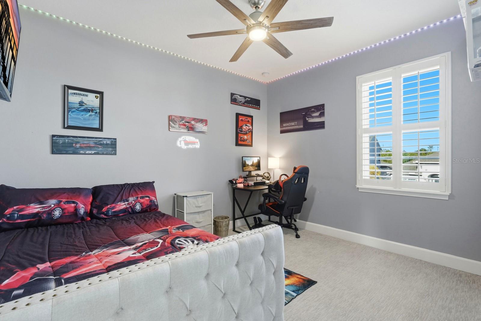 Image 24 of 54 For 137 Azure Mist Way