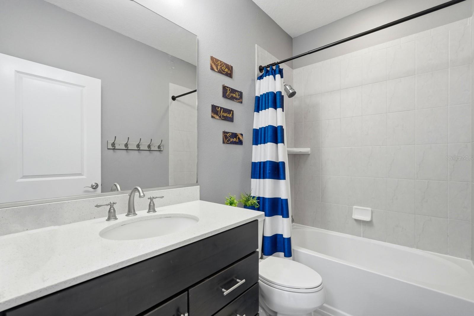 Image 25 of 54 For 137 Azure Mist Way