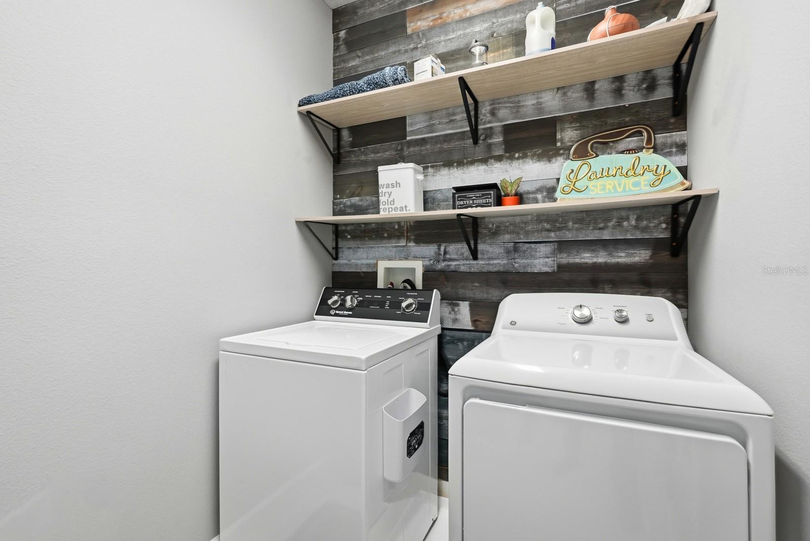 Image 26 of 54 For 137 Azure Mist Way