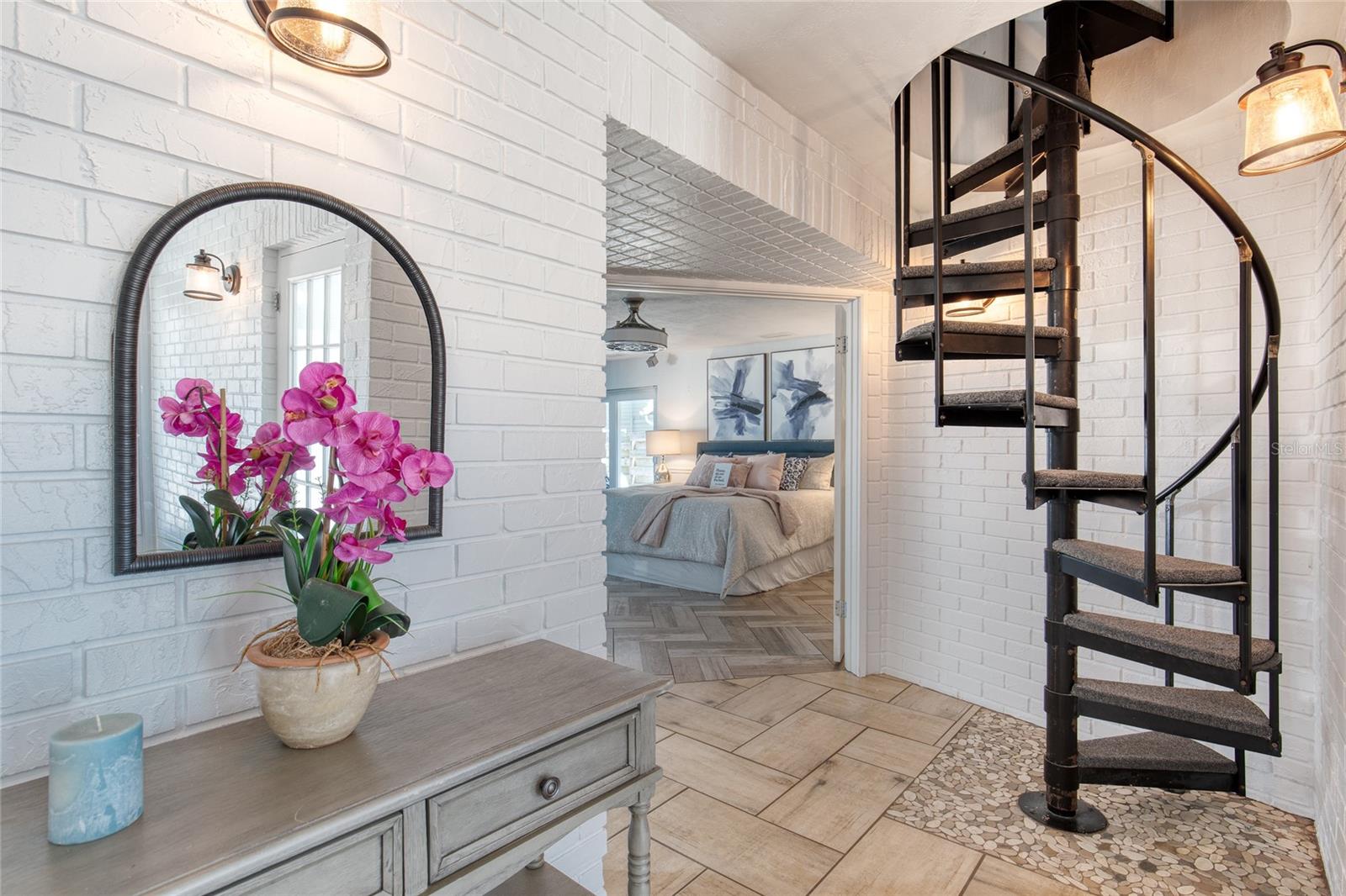 Image 21 of 94 For 1127 Indigo Road