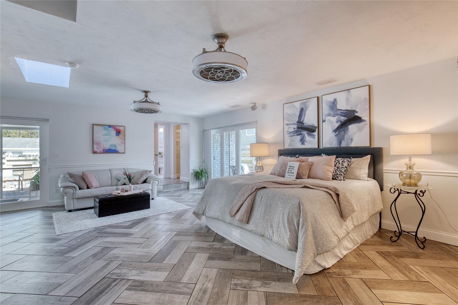 Image 22 of 94 For 1127 Indigo Road