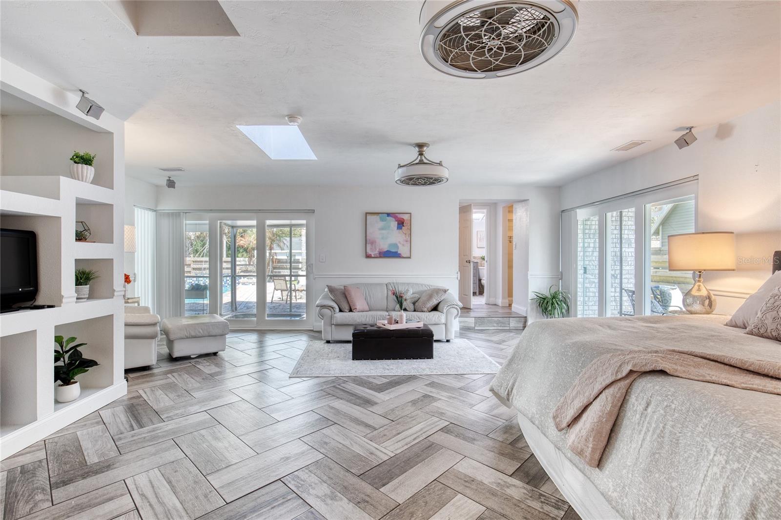 Image 23 of 94 For 1127 Indigo Road