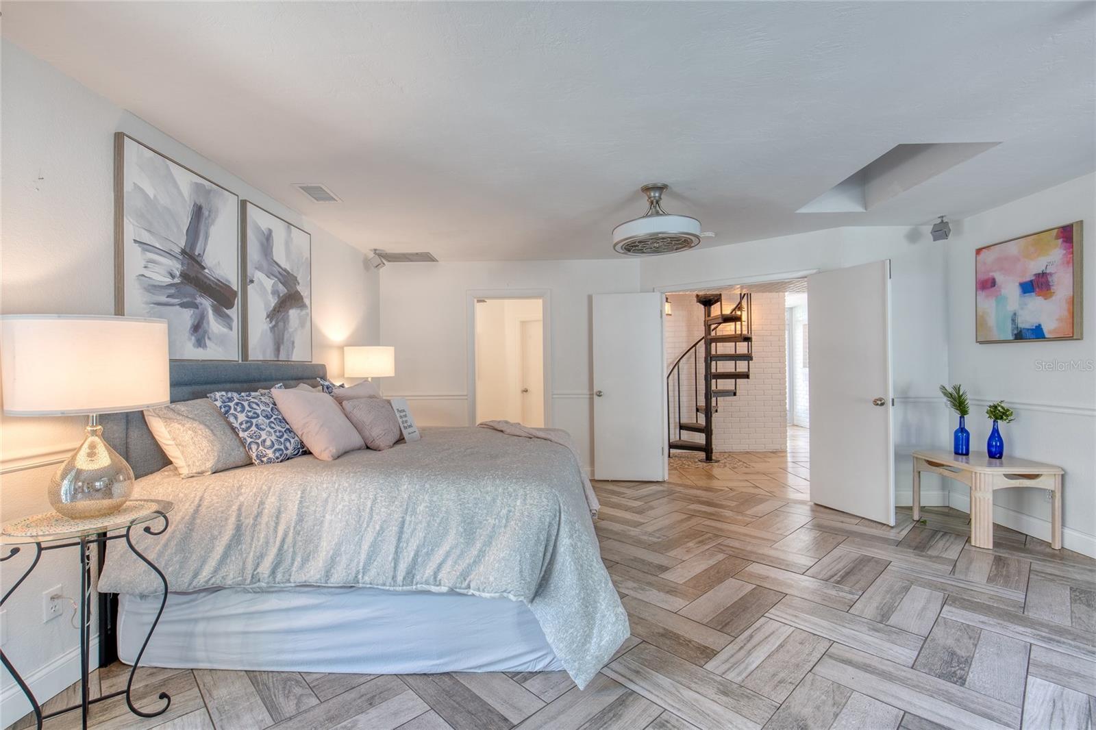 Image 31 of 94 For 1127 Indigo Road