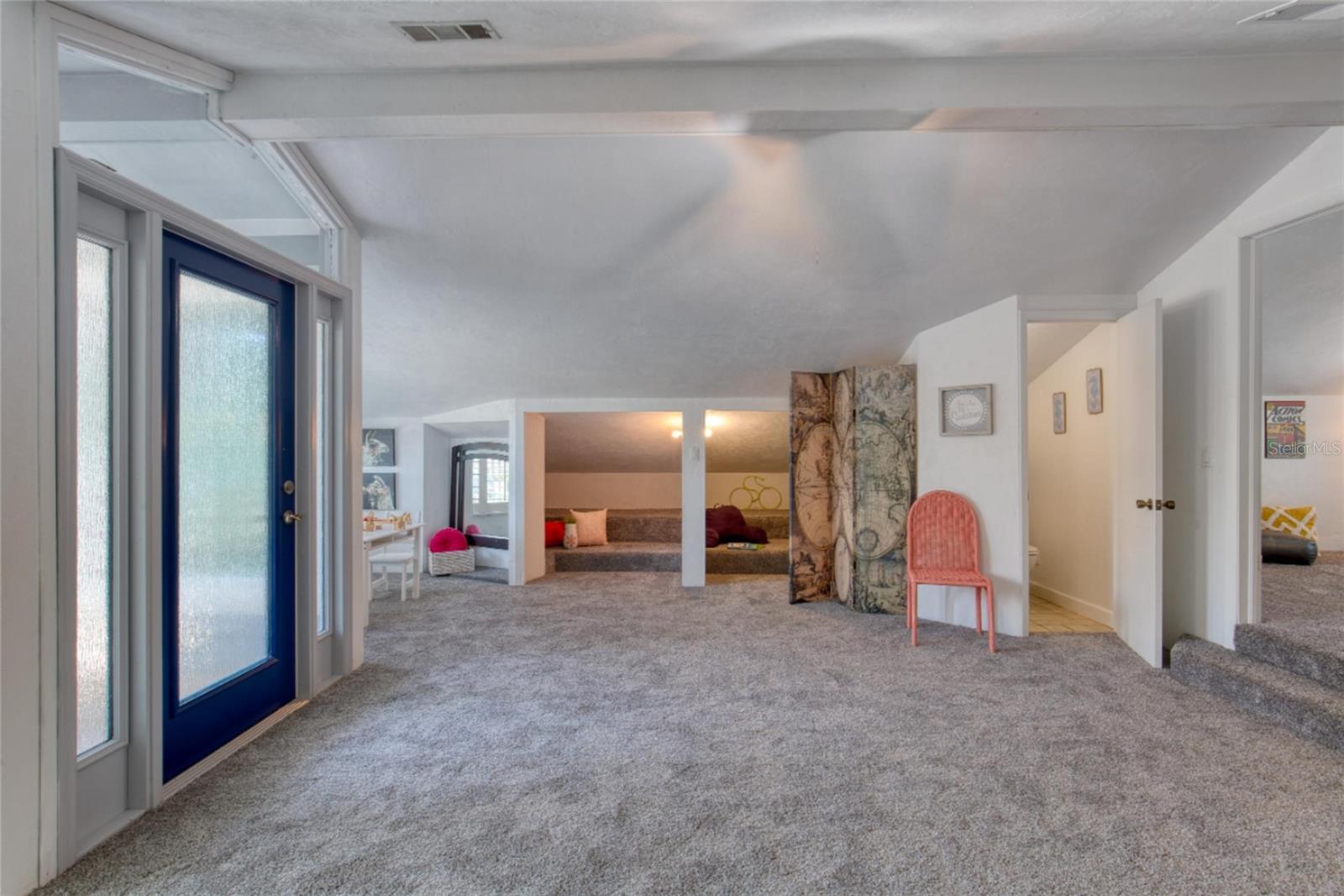 Image 53 of 94 For 1127 Indigo Road