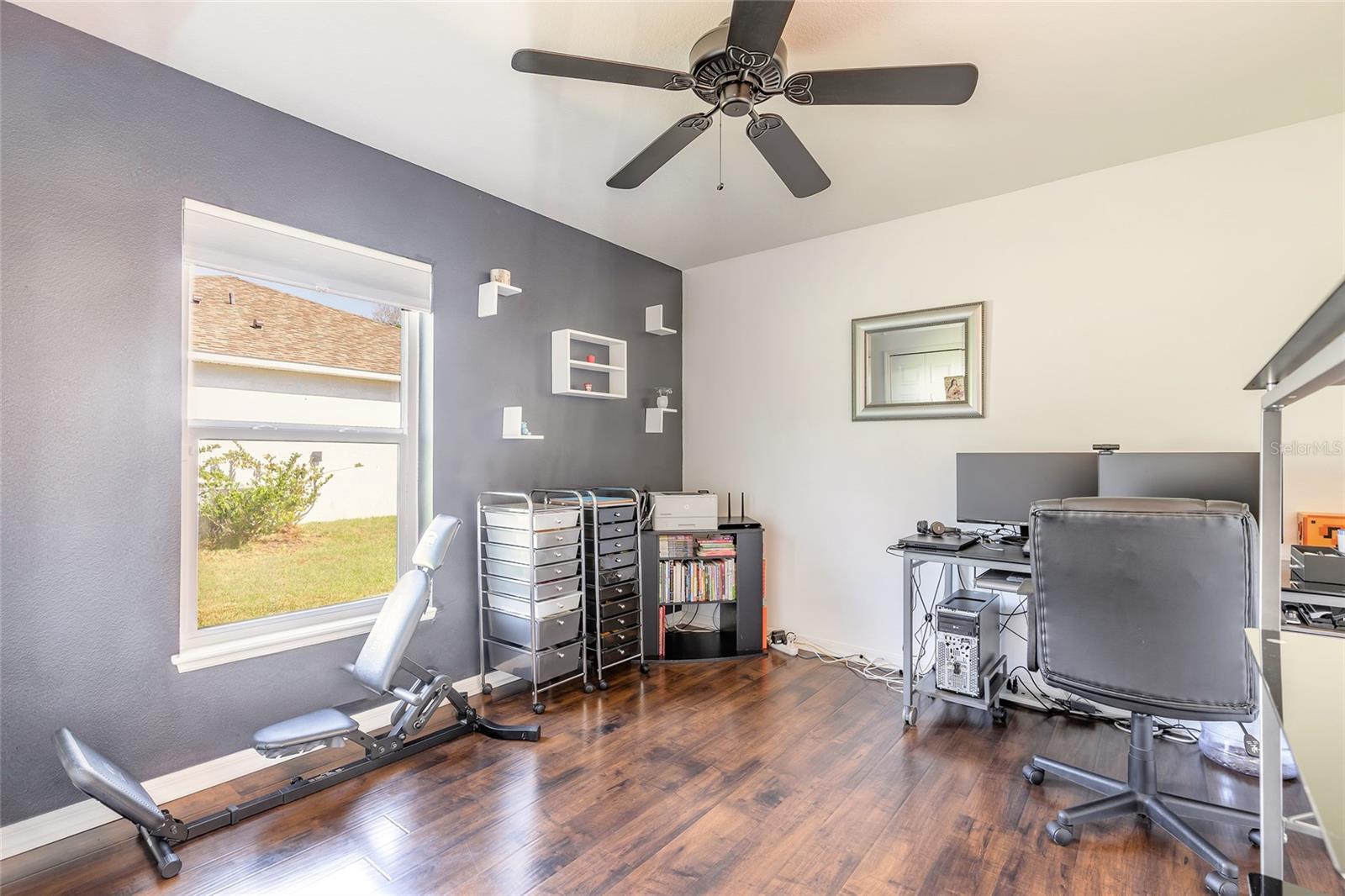 Image 29 of 52 For 34 Secretary Trail