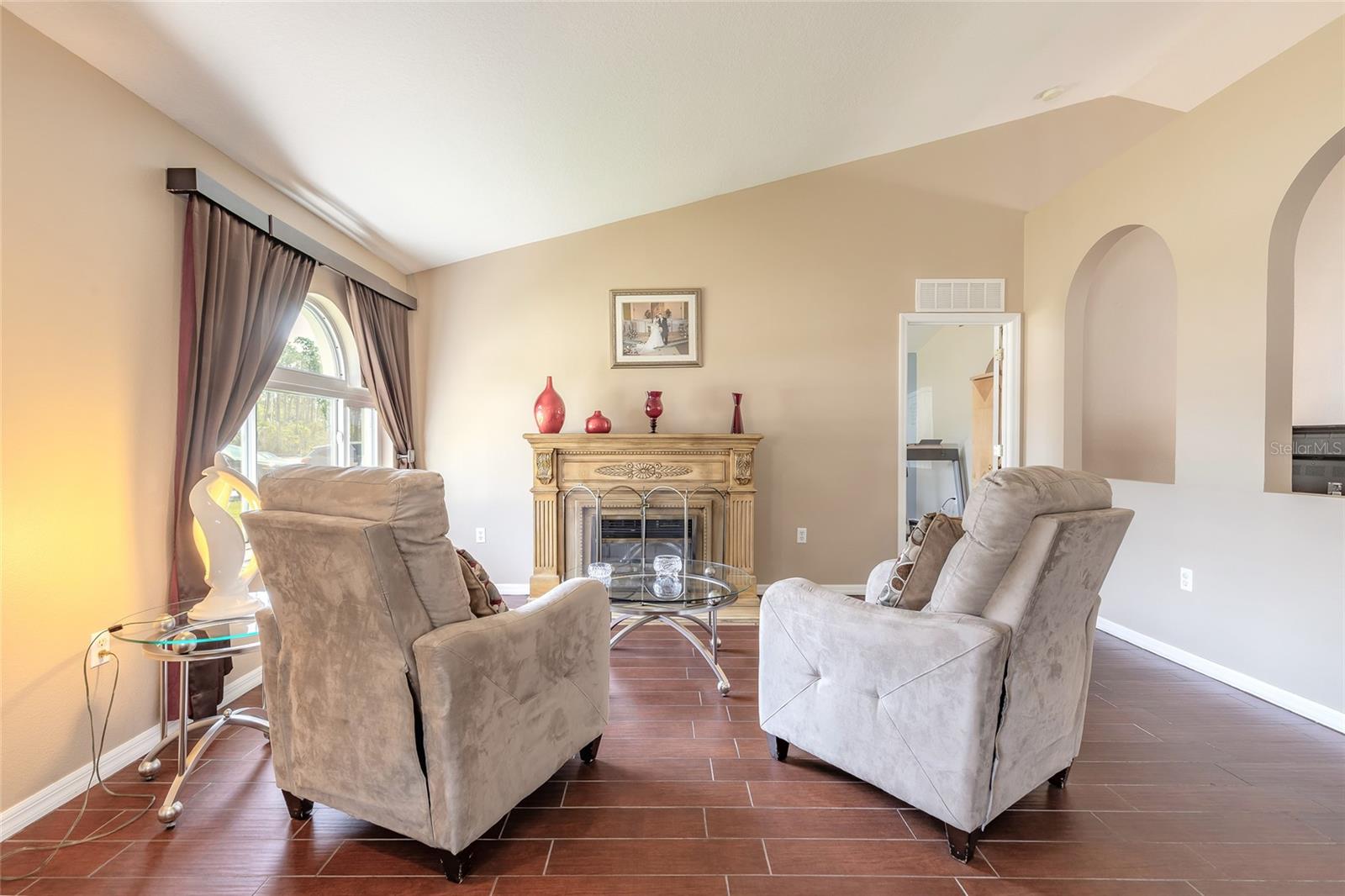 Image 5 of 52 For 34 Secretary Trail