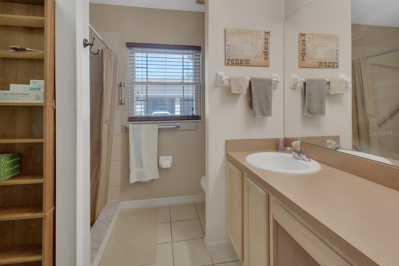 Image 19 of 30 For 226 Pine Bluff Avenue 69