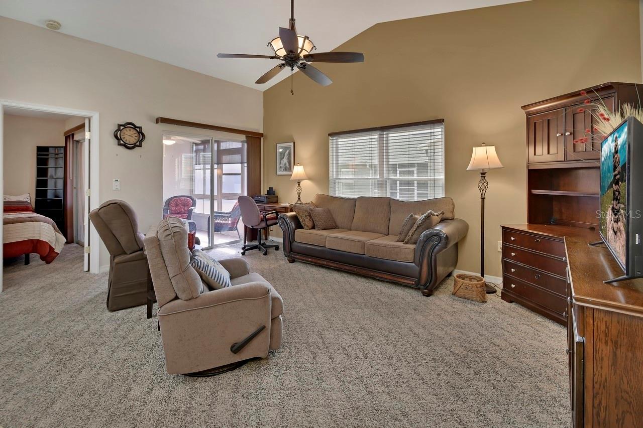 Image 6 of 30 For 226 Pine Bluff Avenue 69