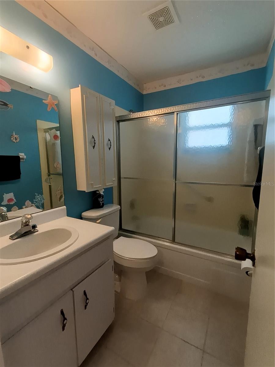 Image 12 of 21 For 230 Elmwood Avenue