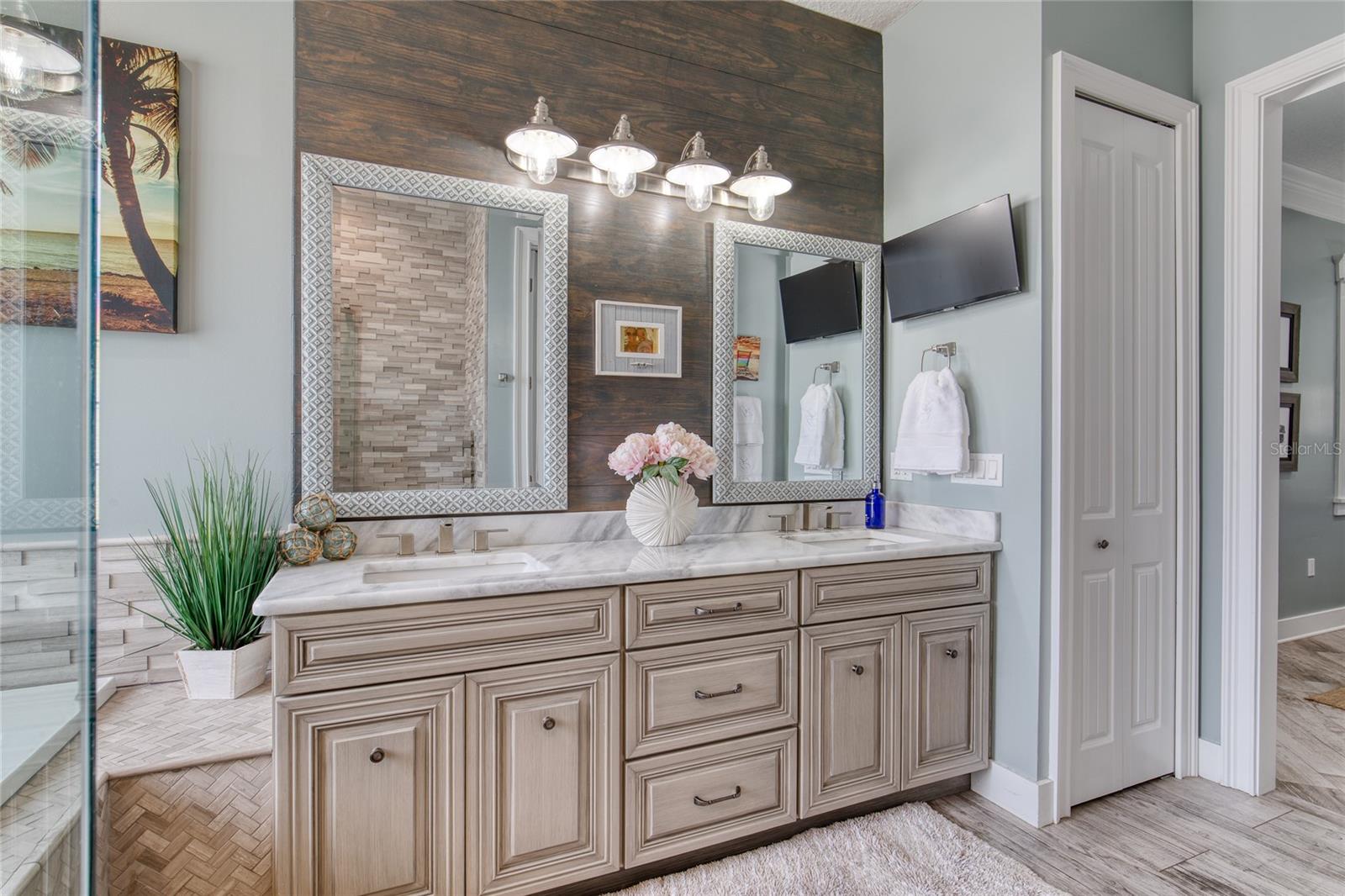 Image 31 of 86 For 108 Pine Tree Drive