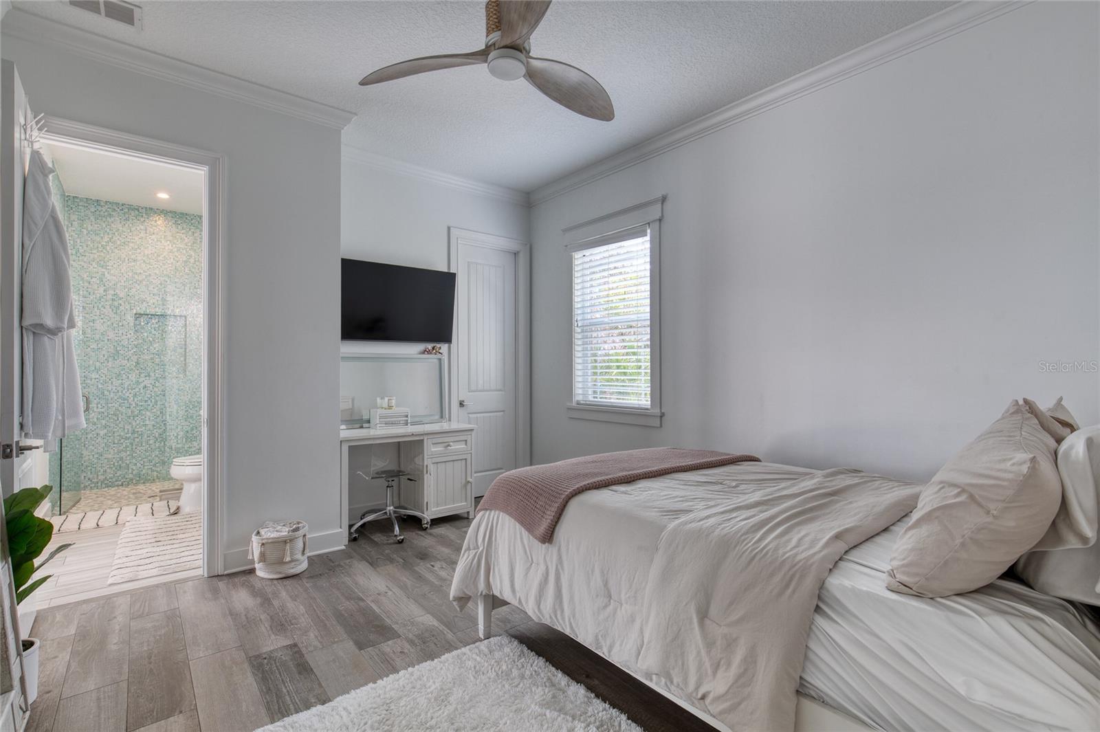 Image 36 of 86 For 108 Pine Tree Drive